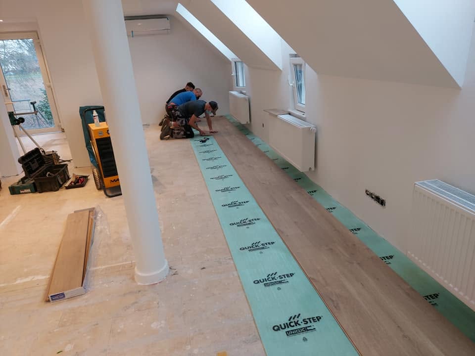 Pose parquet sous combles